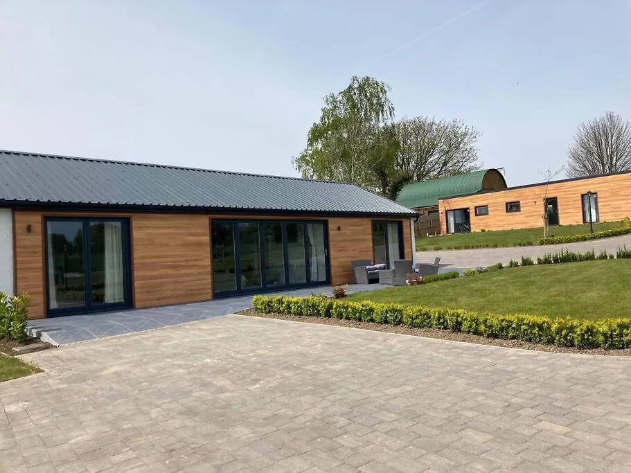 Holiday home 2 Bedroom 4 Person Purpose Built Single Story Barn Bonvilston United Kingdom